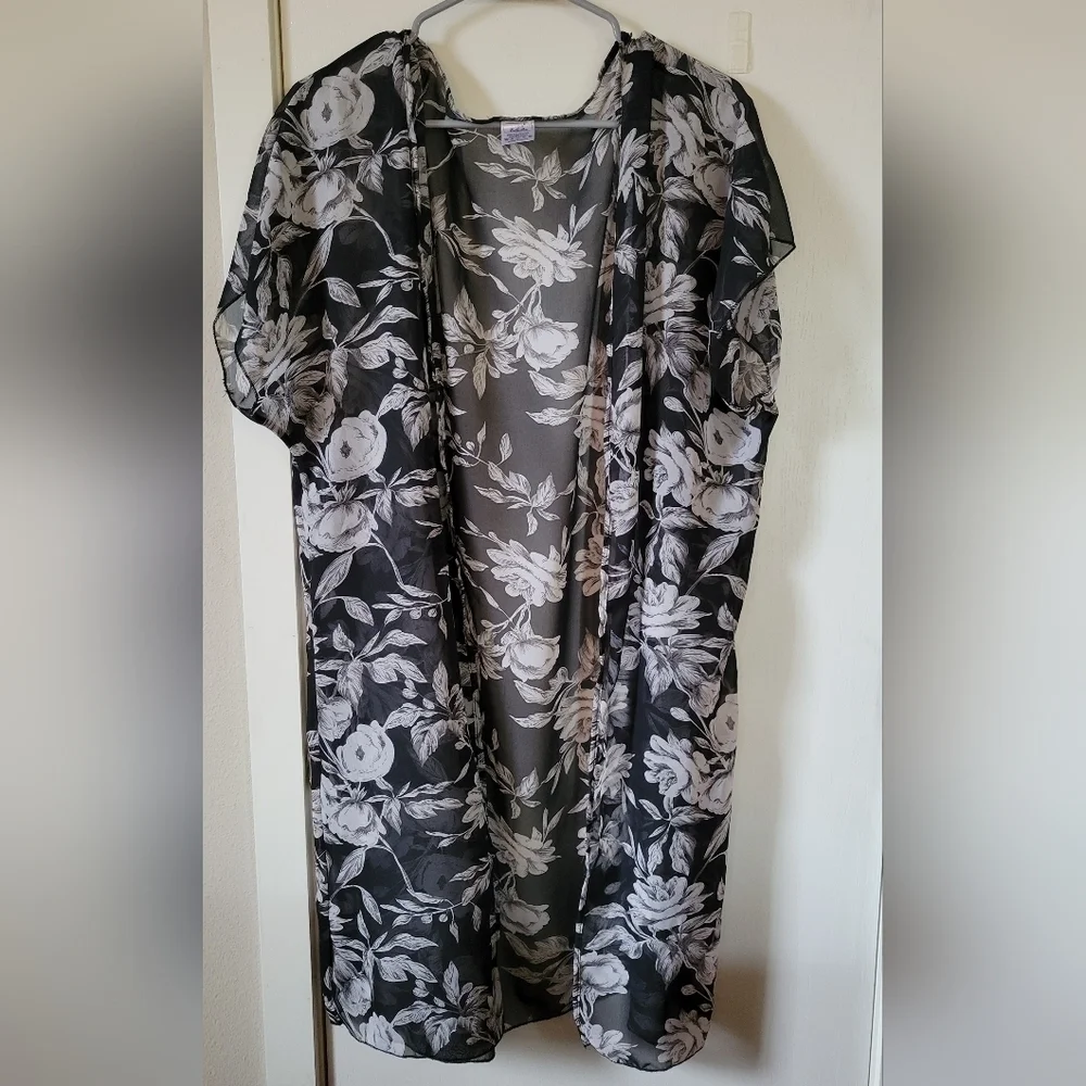 Lida Collection Floral Black and White Sheer Coverup Flowy Vest - Picture 1 of 10